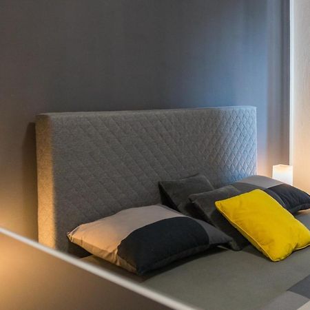 Laveruda Apartment With Balcony And Free Parking Pula Extérieur photo